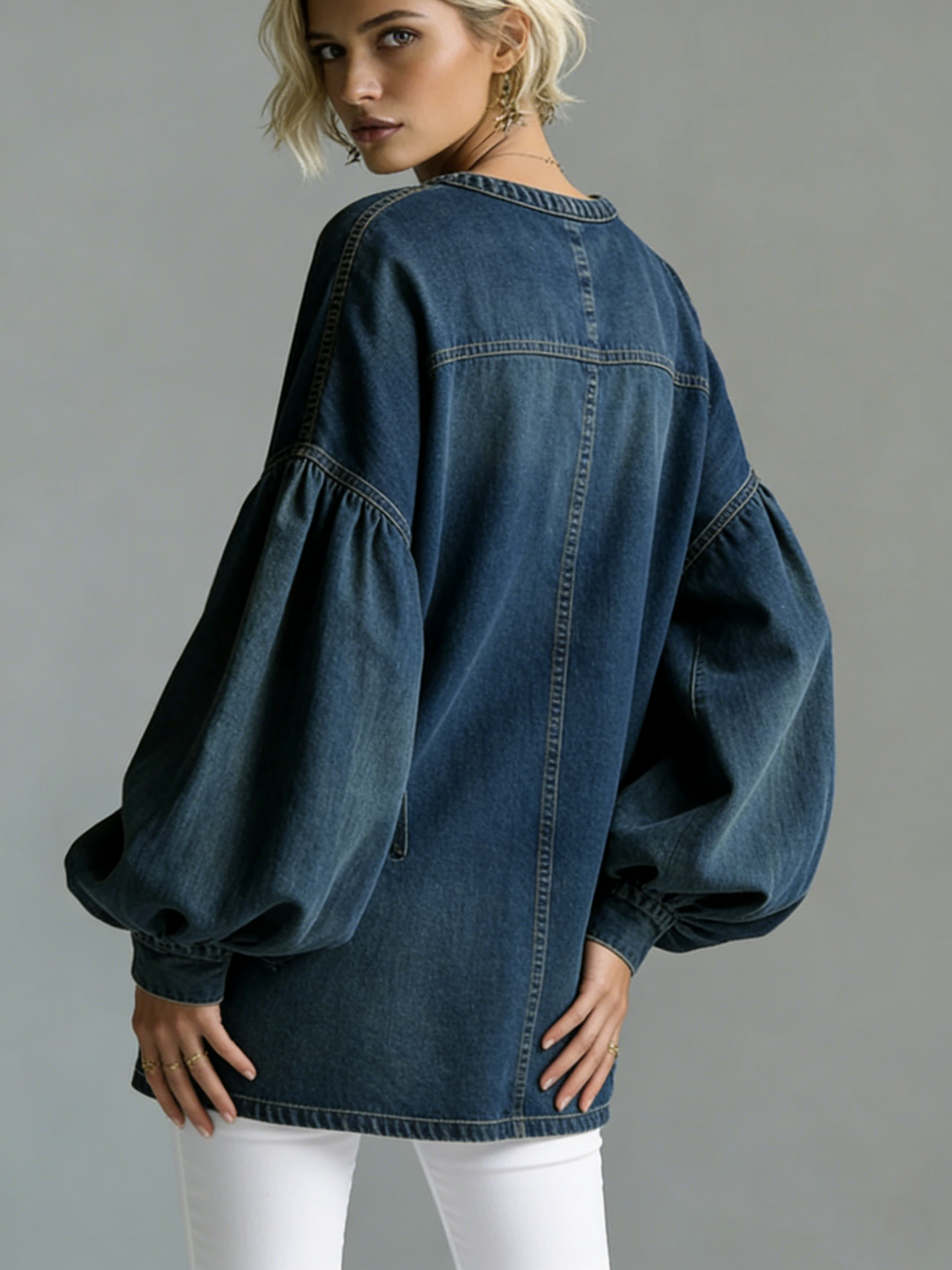 💝💝Women's V-neck Long-sleeved Casual Loose Denim Top