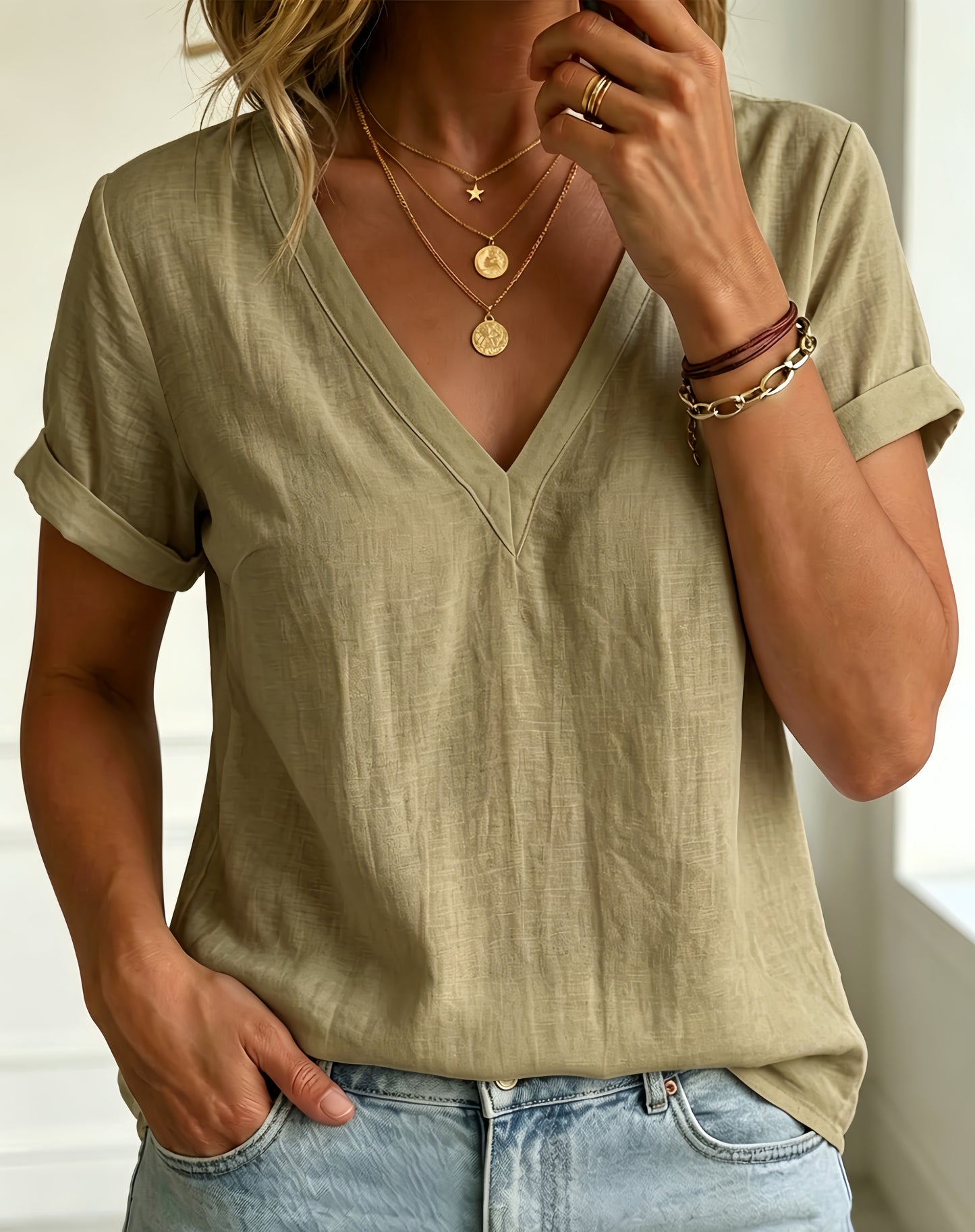 HOT SALE🔥Women's V-neck Short-sleeve Top
