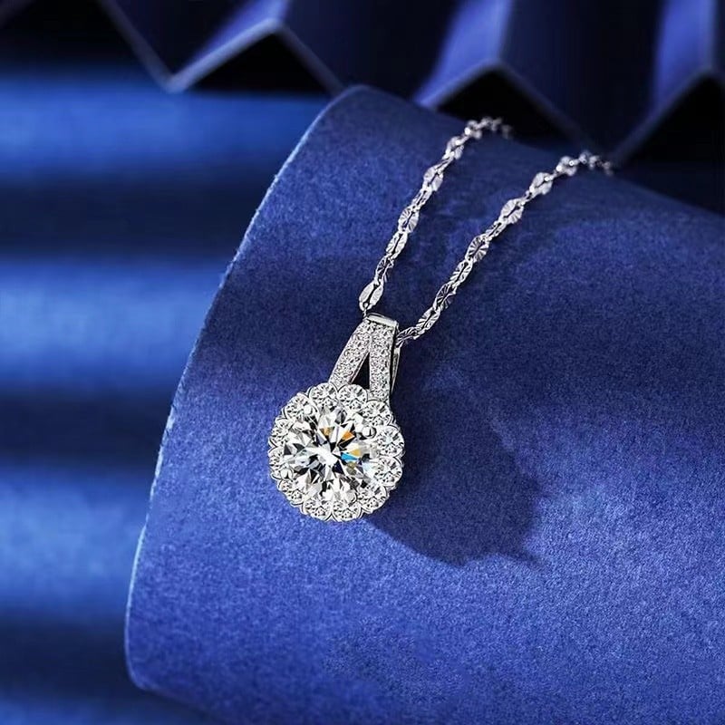 🔥🔥Titanium Steel Silver zircon Sunflower Pendant Necklace